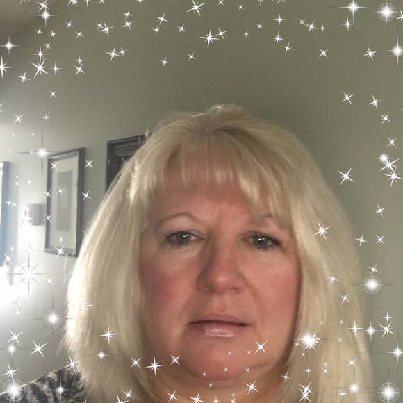 Meet your Posher, Pamella - Picture 1 of 1